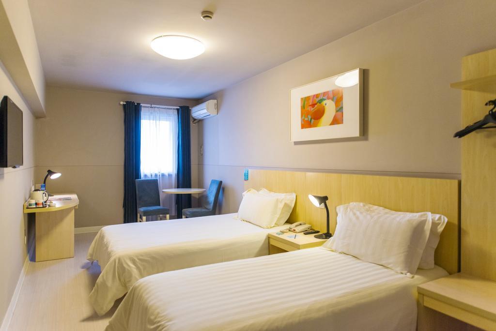 Jinjiang Inn - Yinchuan New Moon Square Exterior photo